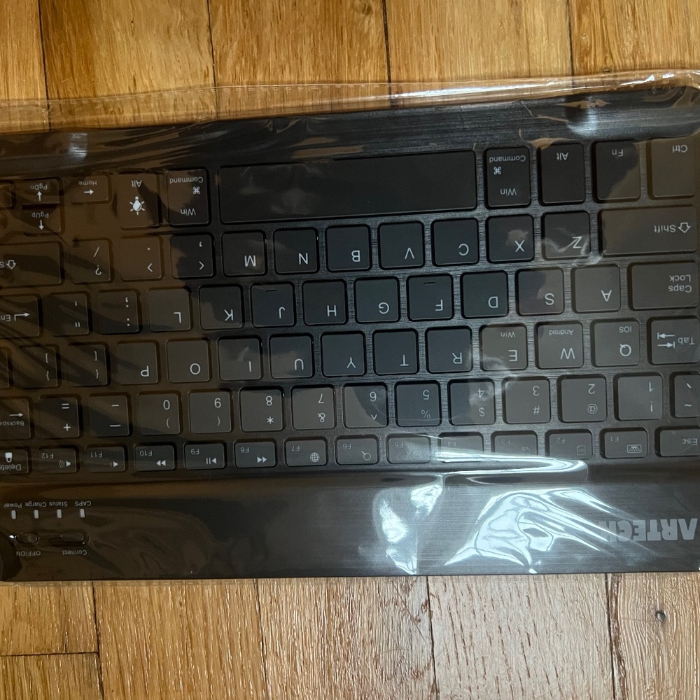 Potable key board